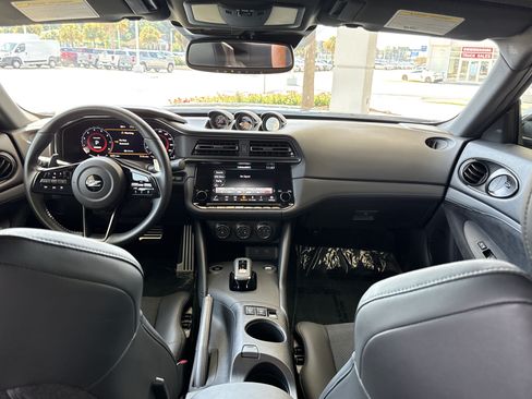 Used 2025 Nissan Z Performance w/ Floor Mat Package RWD image 27