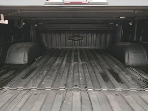 Used 2024 Chevrolet Silverado 1500 LT AWD/4WD image 30