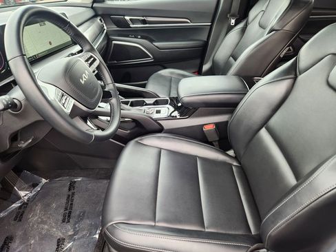 Certified 2024 Kia Telluride S w/ S Sunroof Package AWD/4WD image 9
