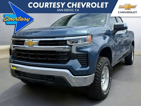 Used 2024 Chevrolet Silverado 1500 LT image 1