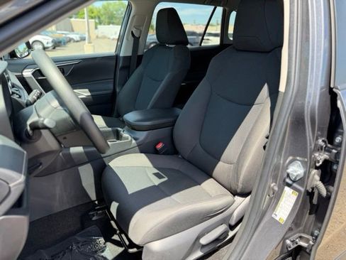 Used 2024 Toyota RAV4 LE AWD/4WD image 16