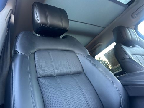 Used 2020 Land Rover Range Rover Sport HSE image 21