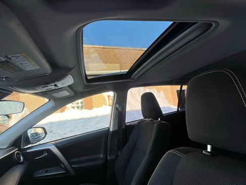 Used 2018 Toyota RAV4 XLE w/ Plus Extra Value Package AWD/4WD image 26
