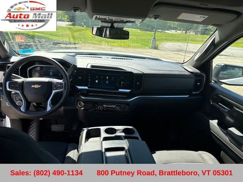 Used 2025 Chevrolet Silverado 1500 LT AWD/4WD image 13