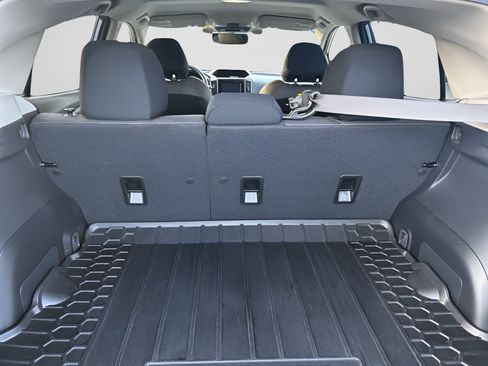 Used 2023 Subaru Crosstrek 2.0i image 8