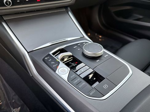 Used 2025 BMW 230i Coupe image 24