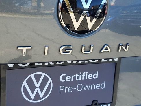 Certified 2024 Volkswagen Tiguan S image 7