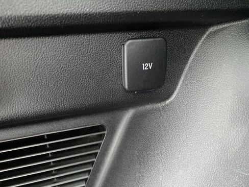 Used 2021 Ford Escape Titanium image 19