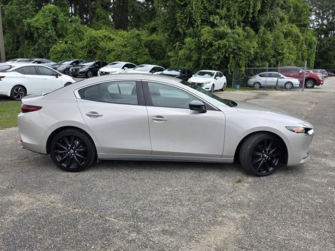 Used 2024 MAZDA MAZDA3 s FWD image 32