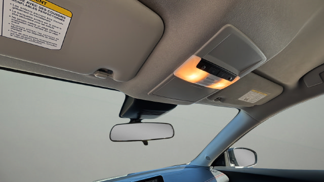 Used 2025 Nissan Sentra SR FWD image 27