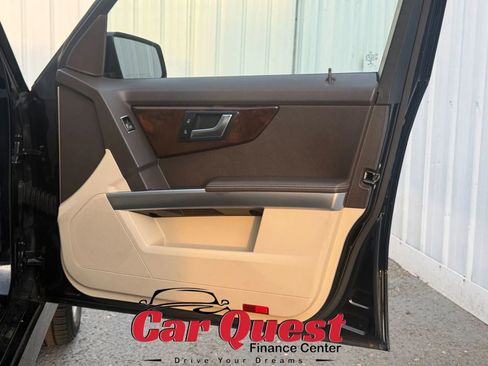 Used 2015 Mercedes-Benz GLK 350 4MATIC image 20