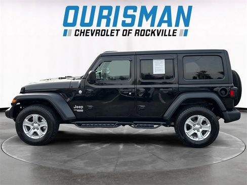 Used 2019 Jeep Wrangler Unlimited Sport S image 3