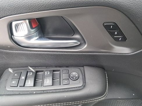 New 2026 Chrysler Pacifica Select image 19