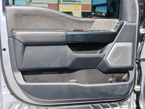 Used 2023 Ford F250 Platinum w/ Tremor Off-Road Package image 11