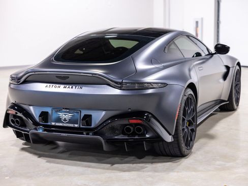 Used 2022 Aston Martin V8 Vantage Coupe RWD image 9