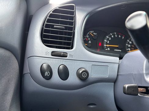 Used 2001 Toyota Tundra SR5 image 24