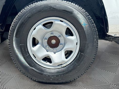 Used 2022 Toyota Tacoma SR RWD image 28