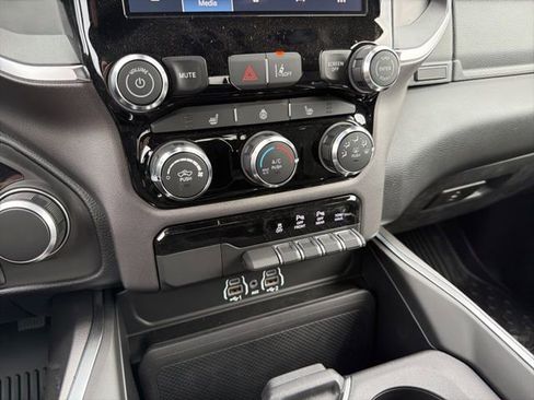 New 2026 RAM 1500 Big Horn w/ Night Edition AWD/4WD image 20