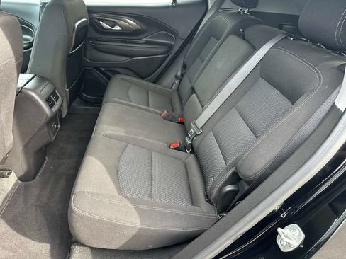 Used 2024 GMC Terrain SLE AWD/4WD image 11