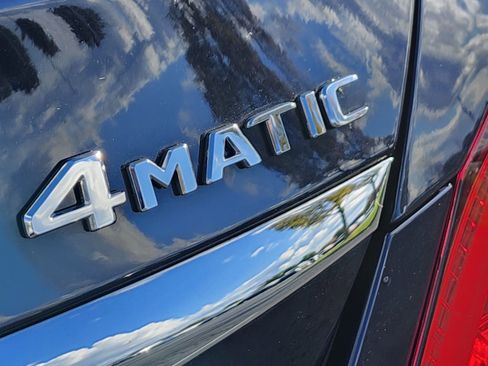 Used 2019 Mercedes-Benz C 300 4MATIC Sedan image 24