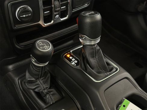 New 2025 Jeep Wrangler Sahara image 27