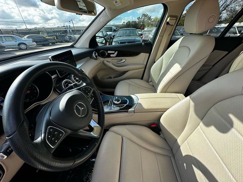 Used 2019 Mercedes-Benz GLC 300 image 47