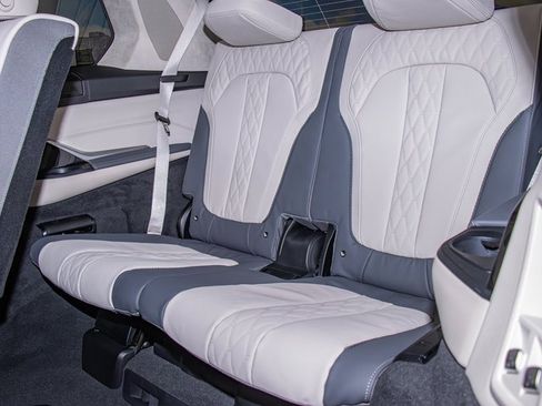 New 2026 BMW ALPINA XB7 ALPINA XB7 image 23