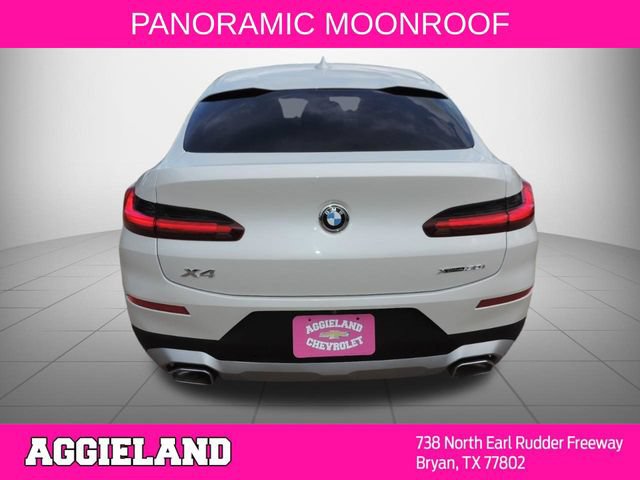Used 2024 BMW X4 xDrive30i w/ Parking Assistance Package AWD/4WD image 5