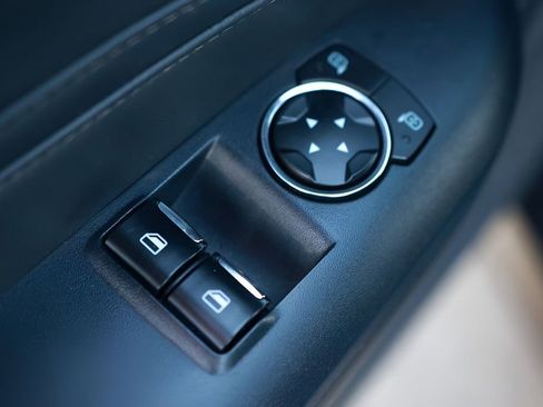 Used 2024 Ford Mustang GT Premium image 14