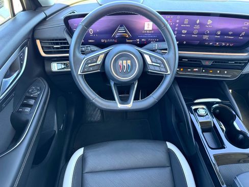 Used 2025 Buick Envision Sport Touring image 22