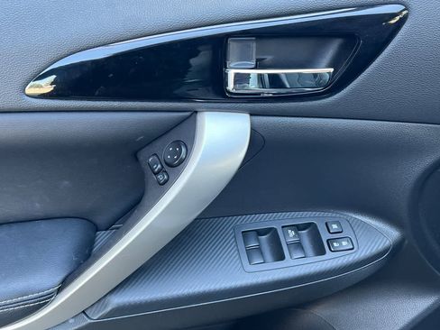 Used 2025 Mitsubishi Eclipse Cross SE image 15