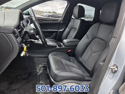 Used 2017 Porsche Macan S AWD/4WD image 9