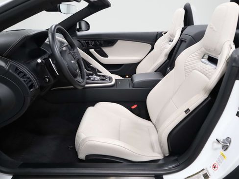 Used 2024 Jaguar F-TYPE Convertible AWD image 22