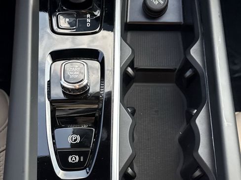 New 2026 Volvo XC60 B5 Plus w/ Protection Package Premier image 30