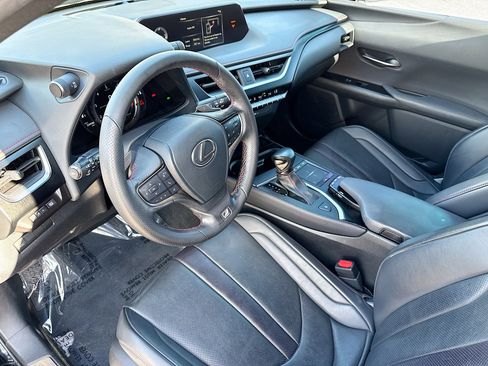 Used 2022 Lexus UX 200 F Sport w/ Accessory Package (Z1) image 25