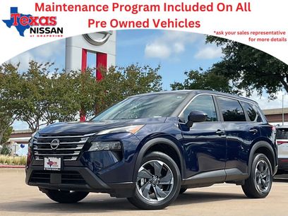 Used 2025 Nissan Rogue SV