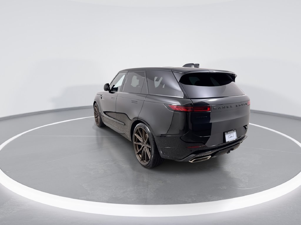 New 2027 Land Rover Range Rover Sport Dynamic SE AWD/4WD image 6