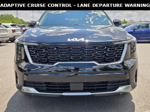 Used 2025 Kia Sorento S w/ Panoramic Sunroof Package FWD image 2