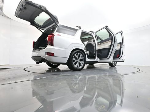 Used 2021 Hyundai Palisade Limited image 45