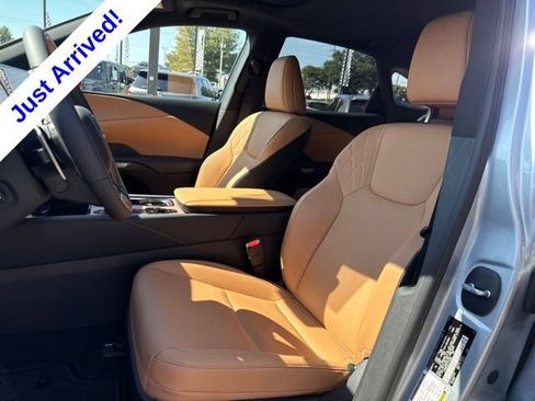 Used 2026 Lexus RX 350h w/ Accessory Package (2T) AWD/4WD image 9