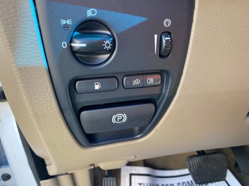 Used 2014 Volvo XC90 3.2 image 22