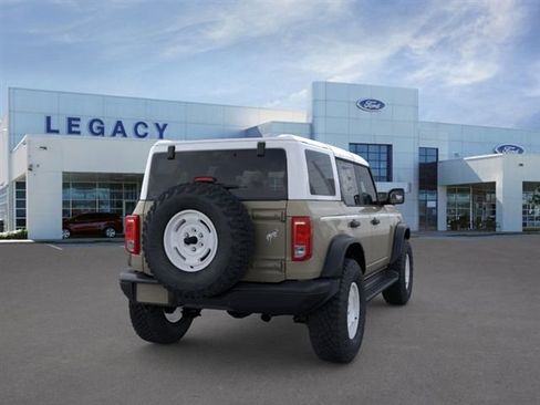 New 2026 Ford Bronco Heritage Edition AWD/4WD image 8