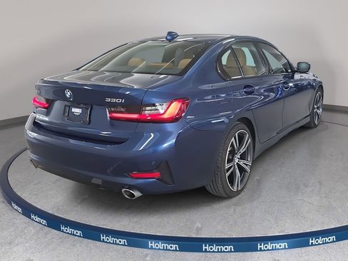 Used 2022 BMW 330i xDrive Sedan w/ Driving Assistance Package image 7