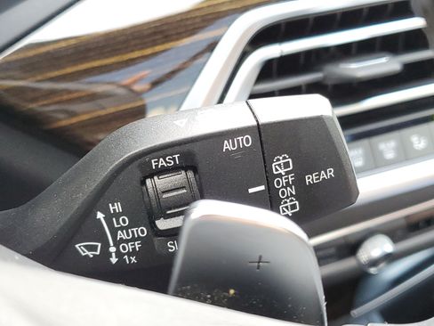 Used 2020 BMW X5 xDrive40i w/ Premium Package AWD/4WD image 14