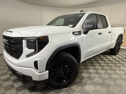 Used 2025 GMC Sierra 1500 Pro w/ Graphite Edition