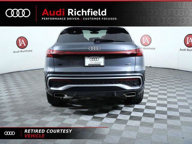 Used 2025 Audi Q5 Premium Plus w/ Premium Plus AWD/4WD image 8