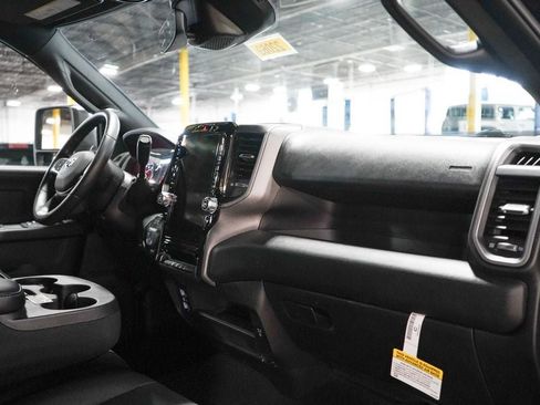 New 2026 RAM 3500 Tradesman AWD/4WD image 28