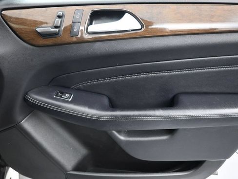 Used 2015 Mercedes-Benz ML 250 BlueTEC 4MATIC image 39