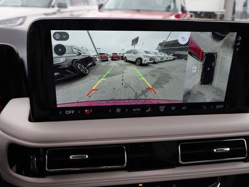 New 2025 Lincoln Aviator 2WD w/ Equipment Group 101A image 12