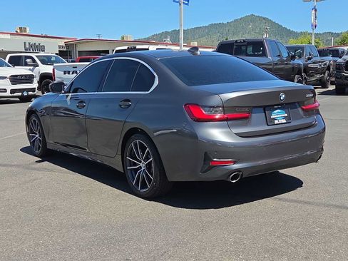 Used 2019 BMW 330i Sedan w/ Driving Assistance Package RWD image 12